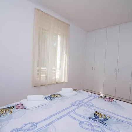 Radnik * Mali Lošinj