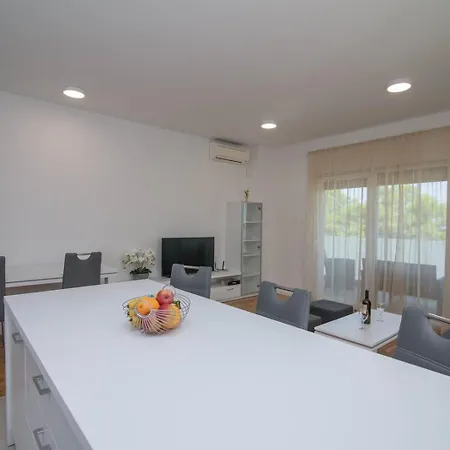Apartamento Radnik *
