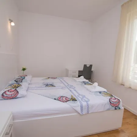 Radnik * Mali Lošinj